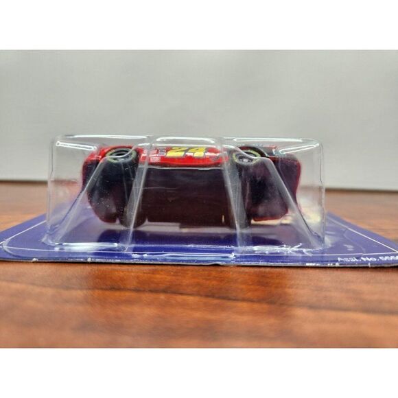 Vintage 1997 Winners Circle 24 Jeff Gordon Lifetime Series #3 of 6 NASCAR 1:64 - Picture 7 of 13